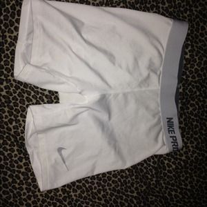 WHITE NIKE PRO SHORTS