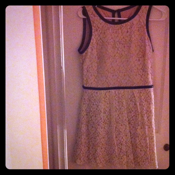 Great dress for a comfort, not too fancy!