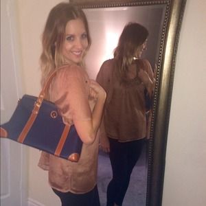 Dooney & Bourke Bags - Navy Blue Dooney & Bourke Bag Dooney & Bourke Bags - Navy Blue Dooney & Bourke Bag