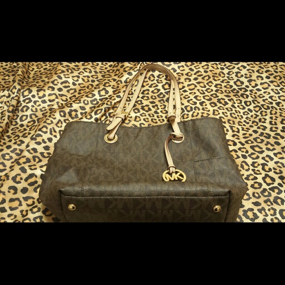 Michael kors tote