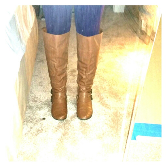 Cognac riding boots