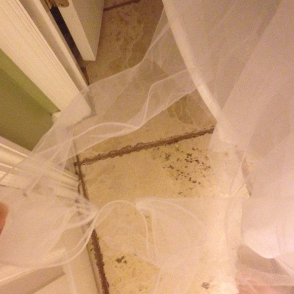 A beautiful gown from David's Bridal💕👑 - Picture 2 of 4