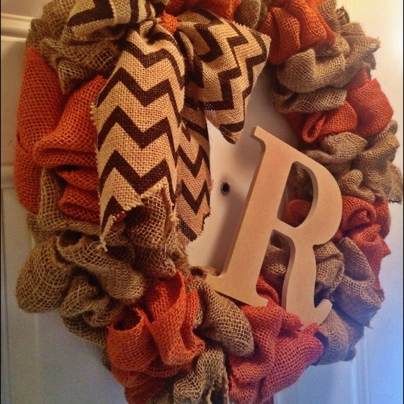 Burlap Chevron Bow Initial Wreath - Picture 2 of 4