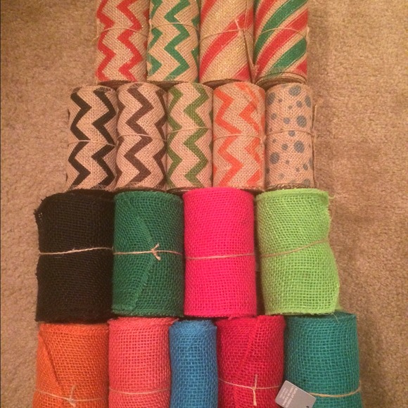 Burlap Chevron Bow Initial Wreath - Picture 4 of 4