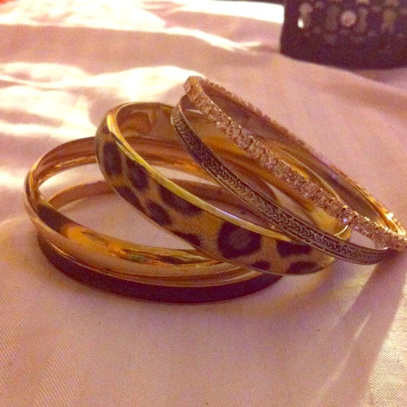 Five unique and styling bracelets