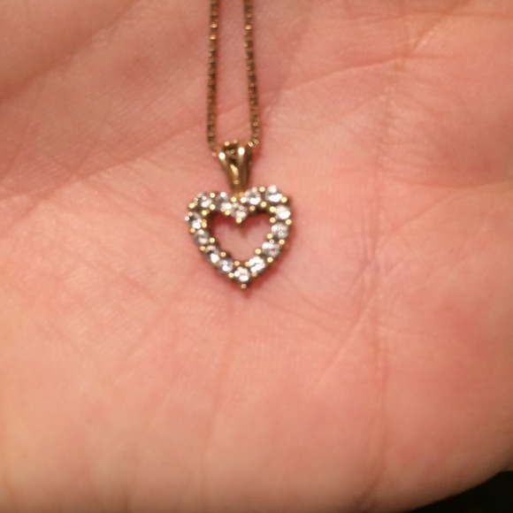 14k gold heart necklace - Picture 3 of 3