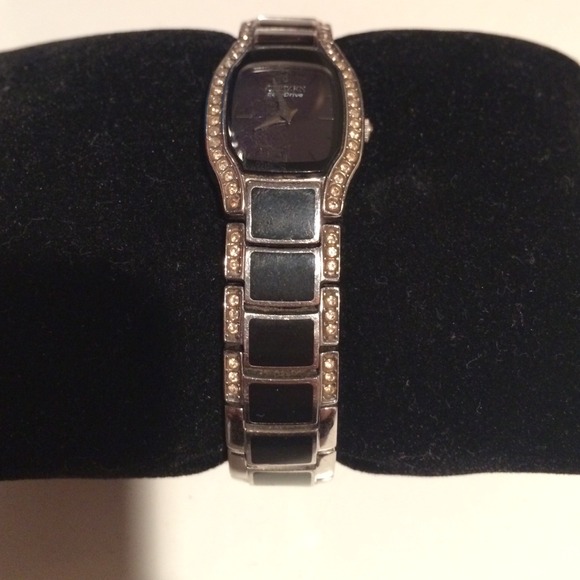 Citizens watch - Picture 2 of 4