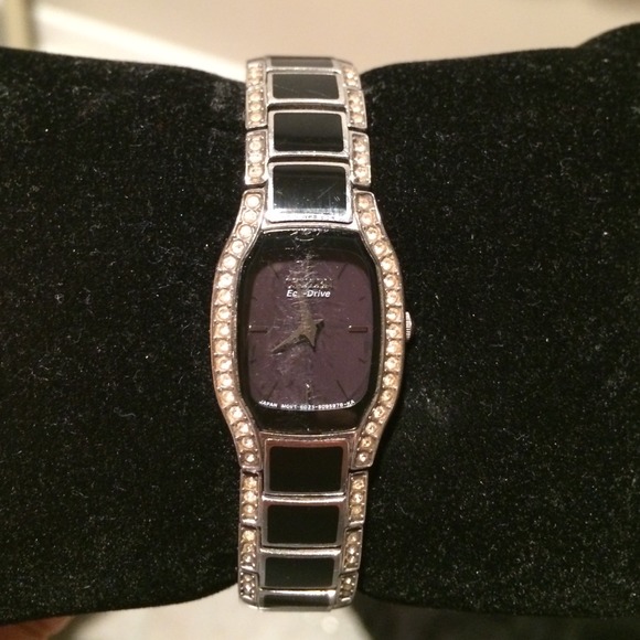 Citizens watch - Picture 4 of 4