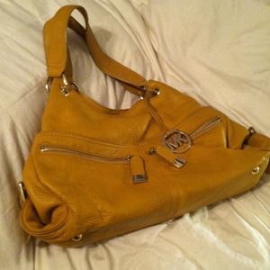 FLASH Mustard yellow satchel