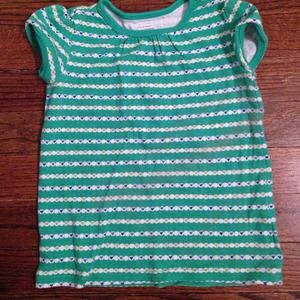Green old navy top 4t