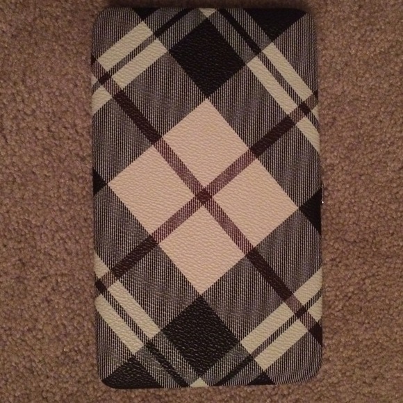 ❤️Red and black plaid hard case wallet ❤️