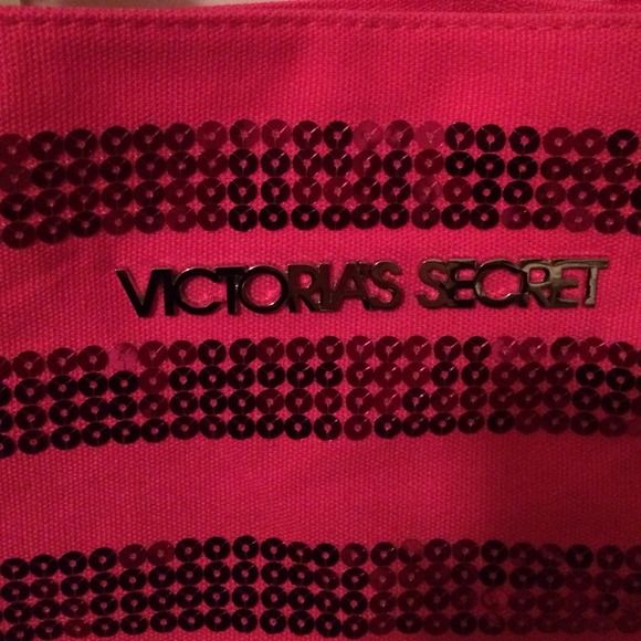 Victoria's Secret NWT sequined totebag  hot pink - Picture 2 of 3