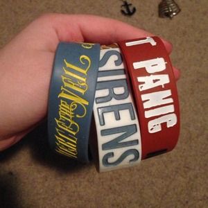PIERCE THE VEIL/SWS/ALL TIME LOW BRACELET BUNDLE