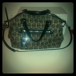 MK purse