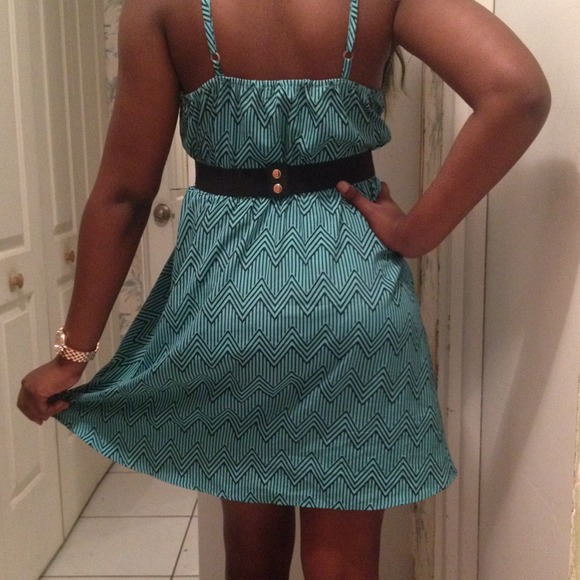 Black and Mint green Retro dress. - Picture 2 of 2