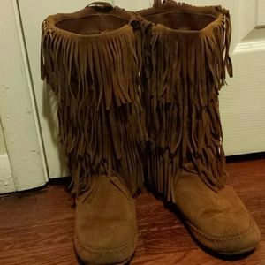 Fringe Moccasin Boots