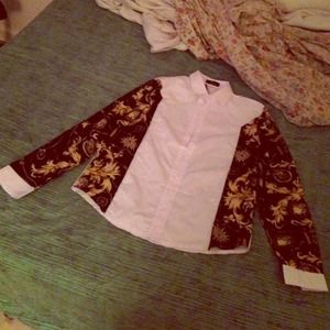 🎉SHARE✨Brand new never worn shirt