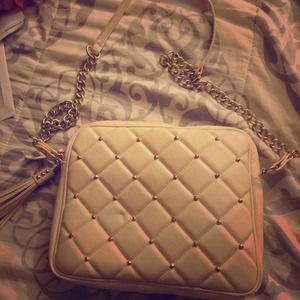 Aldo purse like brand new !! Beautiful cream color