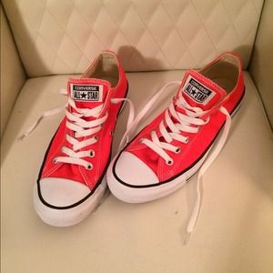 ✨HOST PICK✨Neon orange All Star Converse shoes