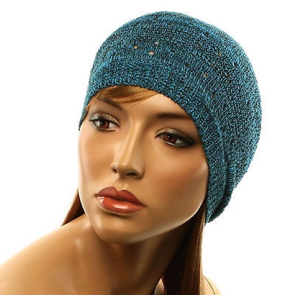 NWOT SOFT KNIT LONG BEANIE SLOUCHY SKULL HAT GREEN - Picture 3 of 3
