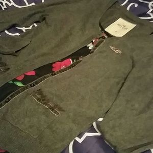 🎉flash sale🎉Hollister cardigan