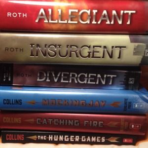 Reserved - divergent series book bundle