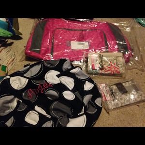 Thirtyone bags and wallets