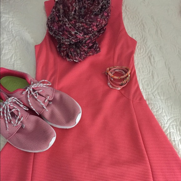 ♥️♥️SOLD ON Ⓜ️️️️ercari Peach dress