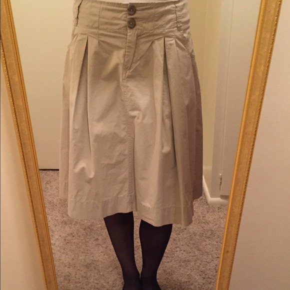 Khaki skirt