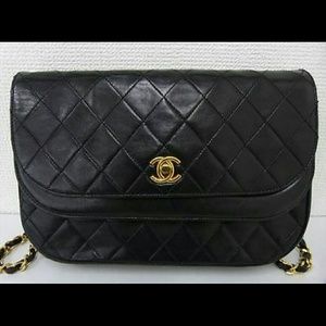 100% Authentic Chanel Vintage black single flap
