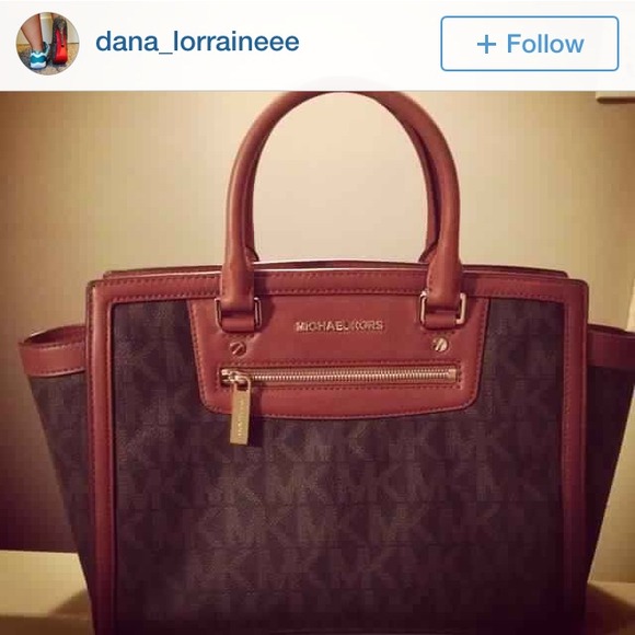 @gjs42 is selling a bag that she stole from me. - Picture 2 of 5