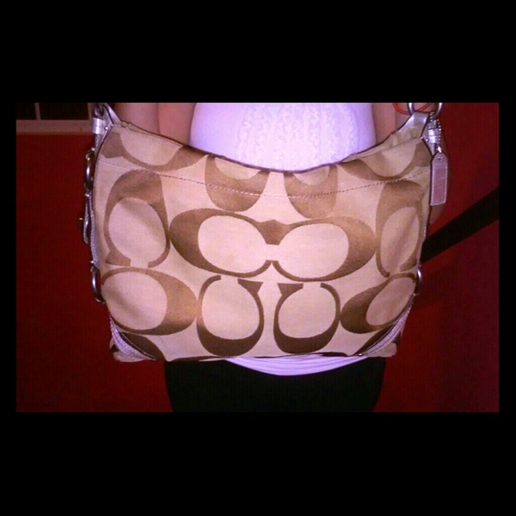 COACH PURSE AUTHENTIC