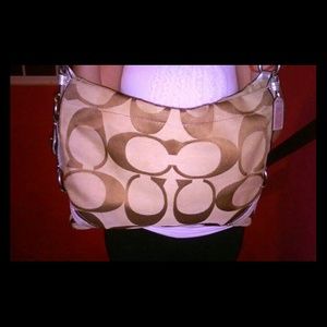 COACH PURSE AUTHENTIC