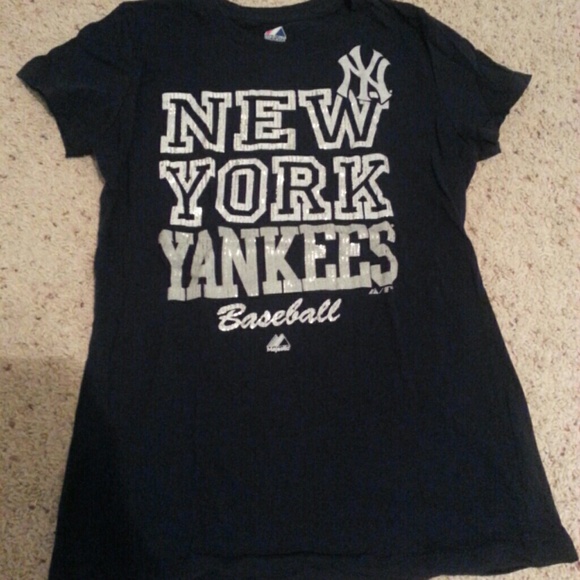 NWOT Yankees Tshirt