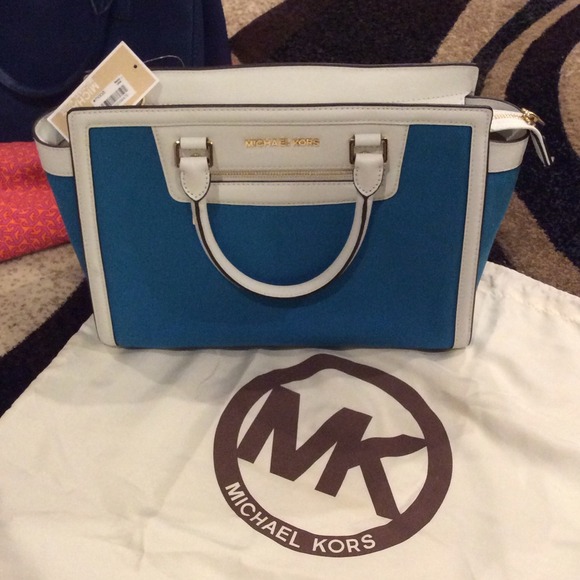 Michael Kors bag