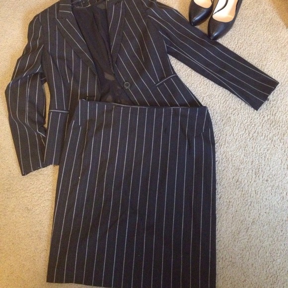 $29 for Professional wear 2 pc! (Skirt & Jacket)