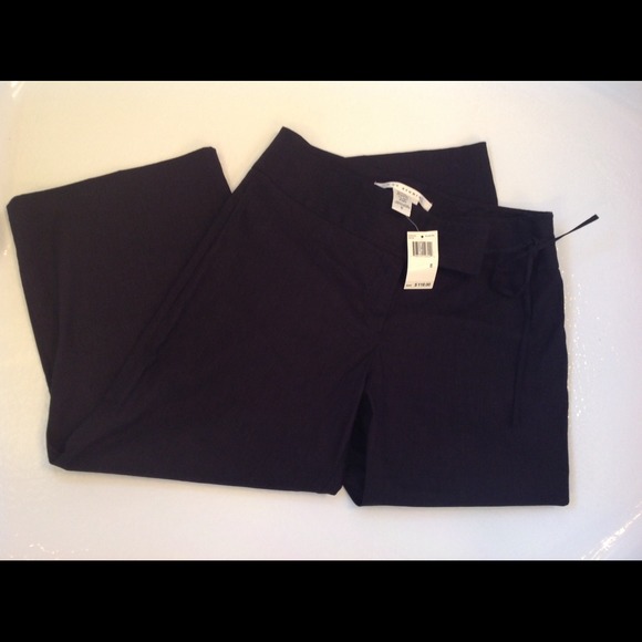 NWT Max Studio black linen crop pants