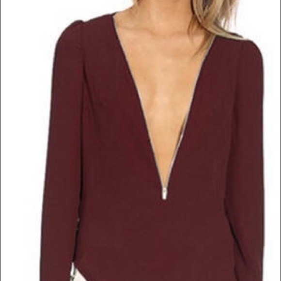 Maroon Sheer Deep V-Neck Zipper Chiffon Blouse - Picture 3 of 4