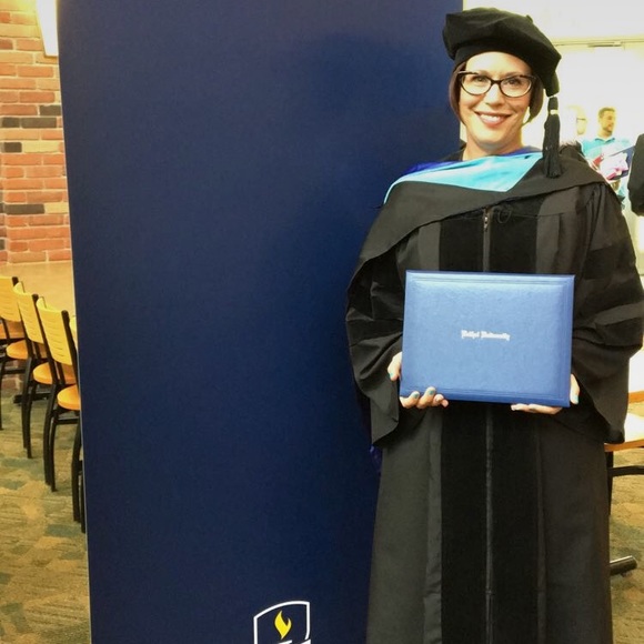 Welcome to my Closet! - Picture 5 of 7