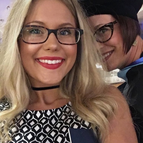 Welcome to my Closet! - Picture 6 of 7