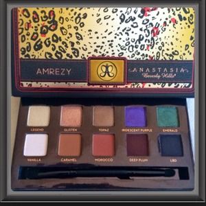 AMREZY PALETTE