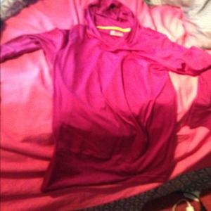 Under armor long sleeve workout shirt with hood