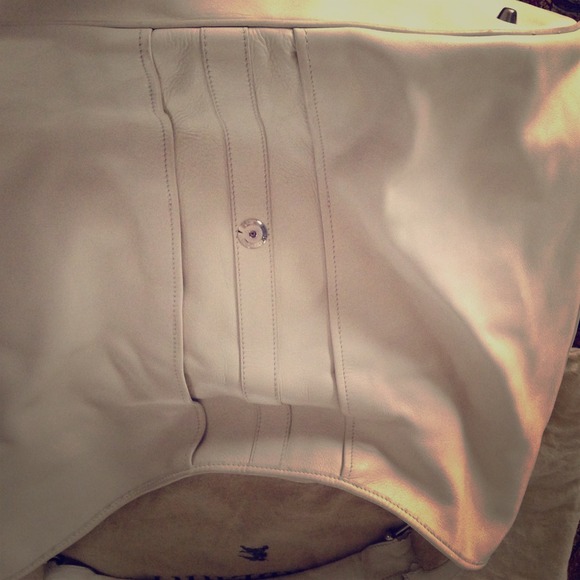 Additional pics of Burberry