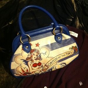 Beautiful & versatile Isabella Fiore