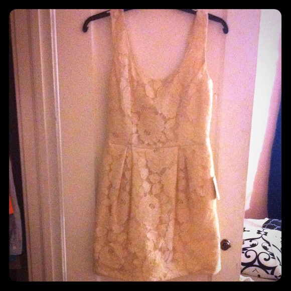 New cute dress!