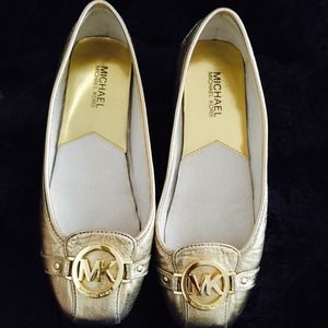 Michael kors gold flats