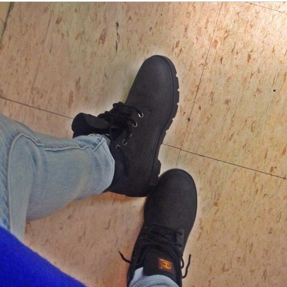 All Black Timbs - Picture 2 of 3