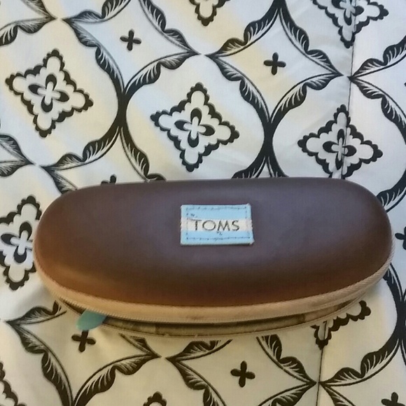Toms glasses