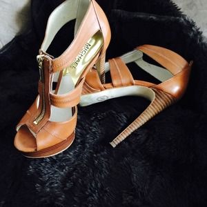 Michael kors heels