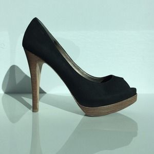 Pelle Moda Black Suede Pumps